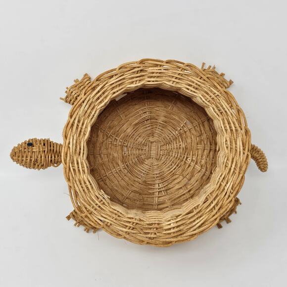 Vintage Wicker Turtle Basket Planter With Insert Made In Taiwan 4 Inch Pot - Picture 6 of 11